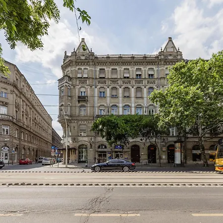 Lejlighed Oasis 5ppl - Tram At Doorstep Budapest