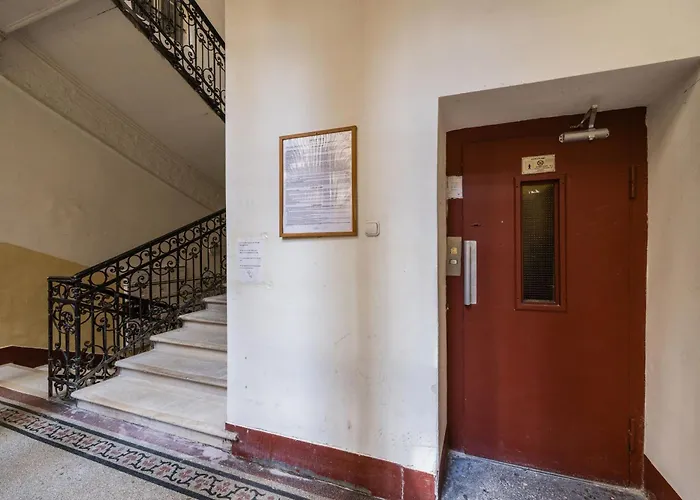 Oasis 5ppl - Tram At Doorstep Appartement *