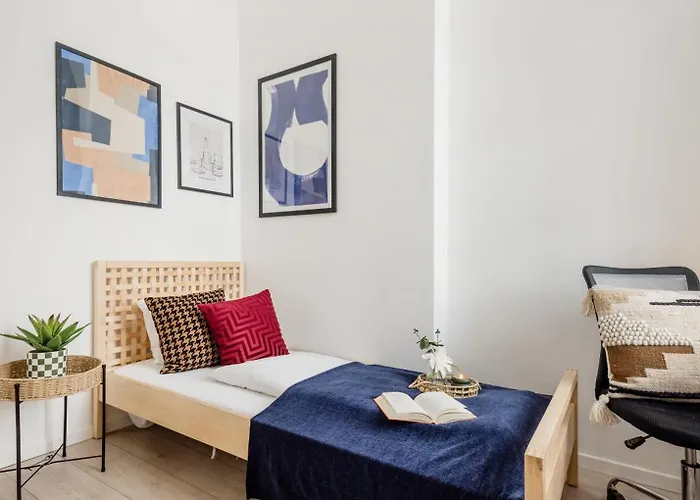 Oasis 5ppl - Tram At Doorstep Appartement *