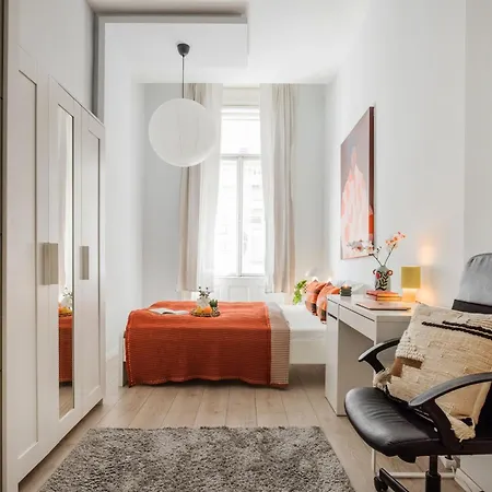Διαμέρισμα Oasis 5ppl - Tram At Doorstep